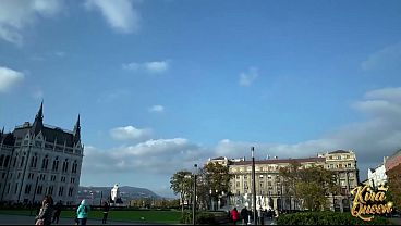 Nonton Beauty Kira Queen Gives Blowjob To Stranger She Just Met! thumbnail