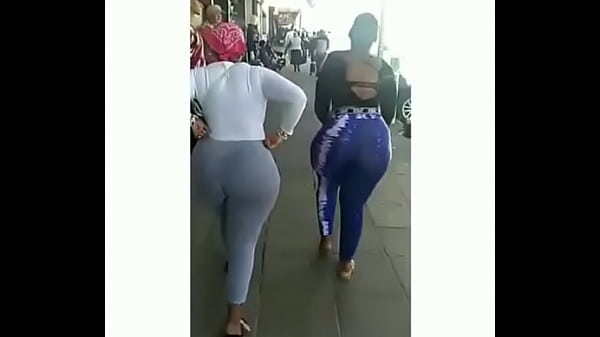 Play MP4 - Huge ass walking down my hood