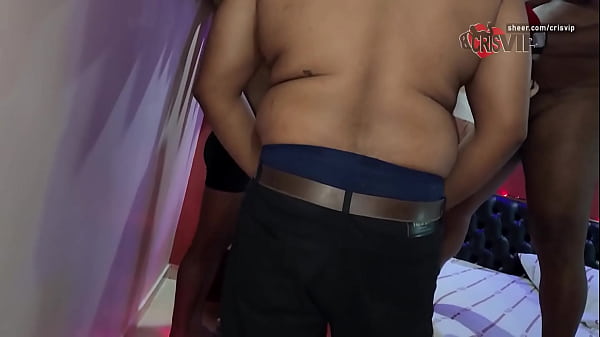 Play MP4 - Trailer&colon; Gang-Bang com negros sem camisinha&comma; rolou at&eacute; DP&comma; tudo na frente do marido corno &vert; Cristina Almeida - Natal 2024