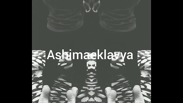 Nonton Indian Hotwife Going Nude For Followers thumbnail