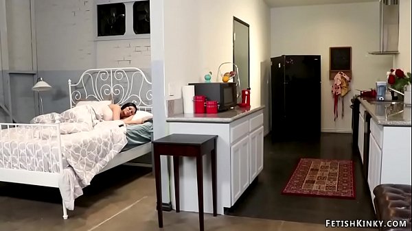 Play MP4 - Intruders tie and dp fucks busty MILF