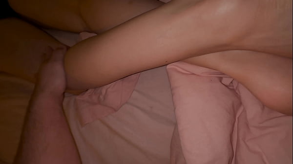 Play MP4 - HOW TO MAKE FEET MASSAGE FOR TEENAGE GIRL&quest;