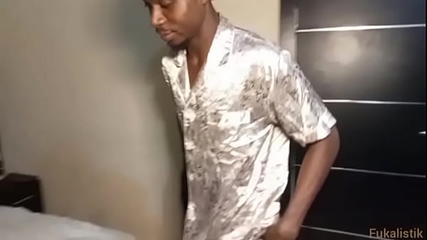 Play MP4 - African Milf&colon; Mum stop touching my friend