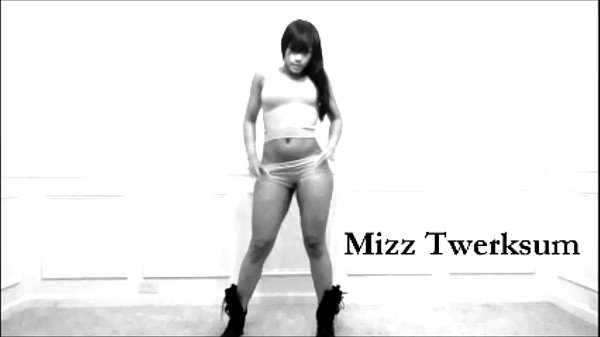 SHE GOIN ON SICK STEELO I_B TWERK_TEAM