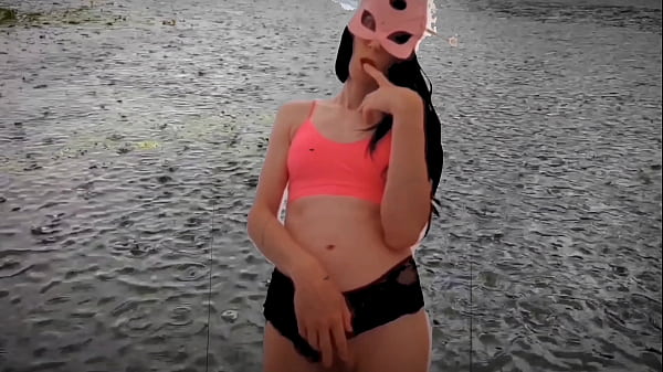 don_t suck your finger girl_not good