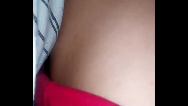 Calentando a mi mujer con tanga