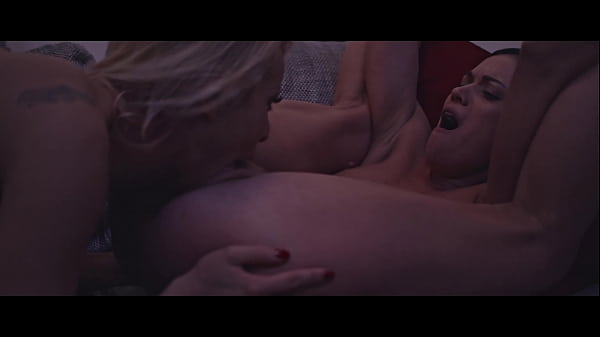 Alyssa Reece and Cherry Kiss roughlesbiannight together