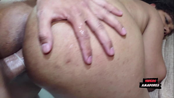 Preta Dos Peitos Gigantes E Natural Fodendo O Cu thumbnail