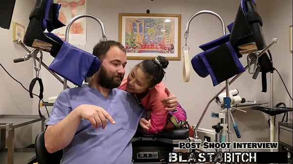 Raya nguyen sucks dick and gets fingered by doctor 