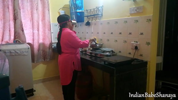 Play MP4 - sexy bhabhi fucked in kitchen while cooking food