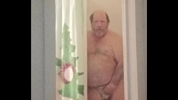 Shower after playing with vacuum cleaner 