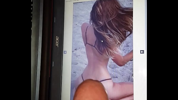 Ereccion dedicada a fannyarce2018