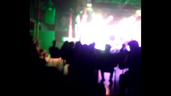 Nonton Pareja De Acrovatas thumbnail