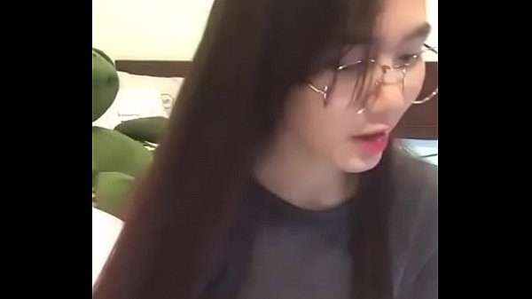 Gái xinh thái_lan đá lưỡi cực_phê