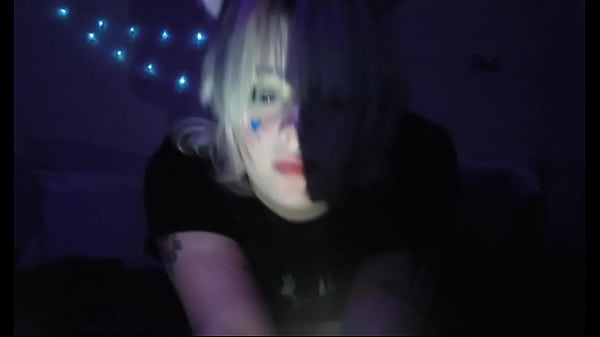 Naughy Venomous Kitten Sucks Master s Cock