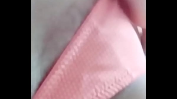 Play MP4 - Mi esposa en cuarentena