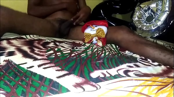 Llego la navidad y las ganas de masturbarme 