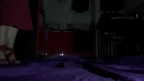 Squirt red dress sandals slowmo 