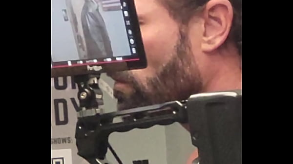 Nonton On Set For Money Small Clip Of A Fight Scene thumbnail