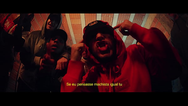 BRANQUINHO COMENDO O CU DO NEGAO DO TRAP 