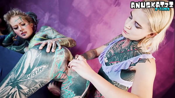 Inked cutie's anal fuck machine squirt atm