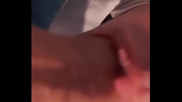 Play MP4 - EL REPARTIOR DE PIZZA ME FOLLA EN LA PUERTA DE MI DEPARTAMENTO