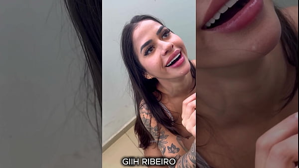 Chupei a piroca do neg&atilde;o na varanda e depois ele me meteu muito na cama 