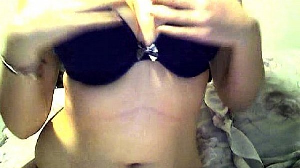 curvy teen toying vag and ass 