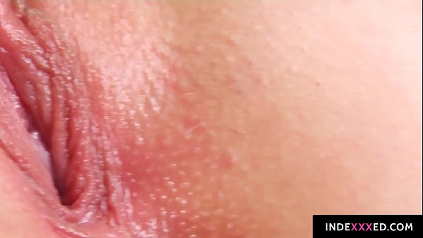 Nelly hottie in asolo masturbation scene