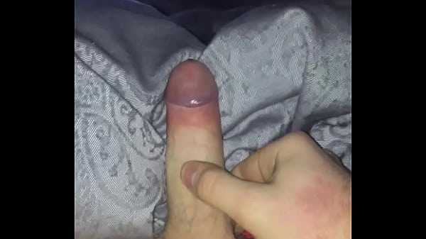 Play MP4 - Teen at home alone