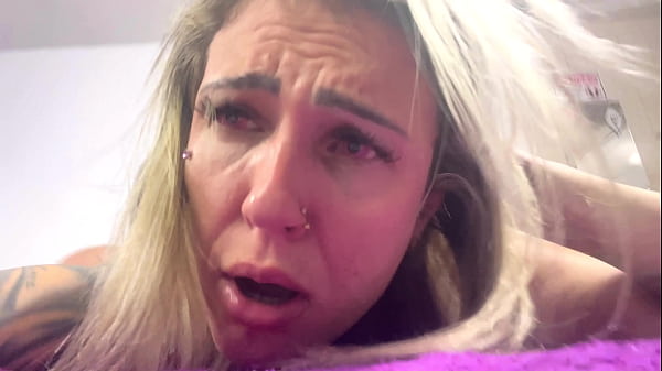 Play MP4 - Aquele foda gostosa enfiou com vontade sem camisinha na minha buceta toda babada gozando muito no pau dele pulsando dentro &excl; Os olhos ficou at&eacute; vermelho de tanto gozar