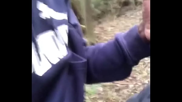 Play MP4 - Mavanbo me parou na rua