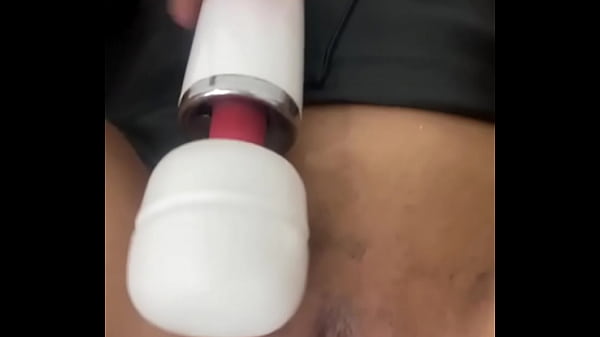 Erotic sex girl in herlatex clothes_masturbates