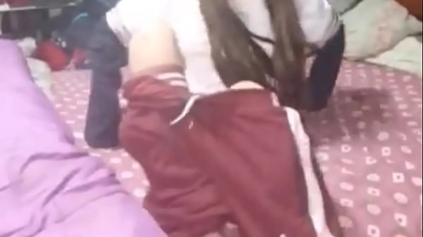 Play MP4 - COGIENDO con ESTUDIANTE con el Uniforme de Educaci&oacute;n F&iacute;sica Puesto&excl; COGIENDO con Mi Compa&ntilde;era De Clase Mexicana&excl; en el Receso en Del Instituto&excl; Video Casero&excl;