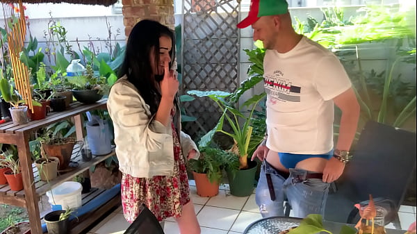 Play MP4 - He came home during lunch and couldnt hold it anymore