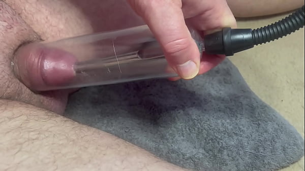 Penis pumping inserting sound in dick 