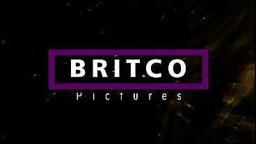 Nonton Brittany Andrews Plunges Dildo Into Her Ass And Pussy. thumbnail