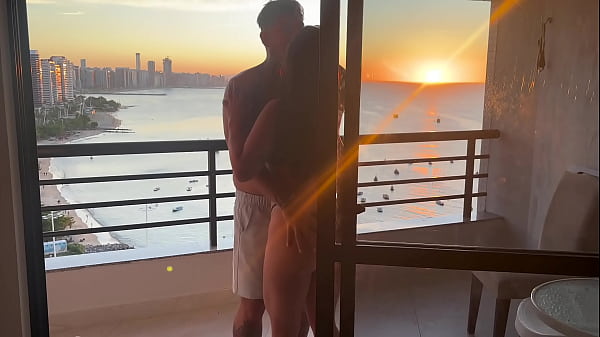 Play MP4 - Fuder gostoso no p&ocirc;r do sol &eacute; uma del&iacute;cia - COWGIRL