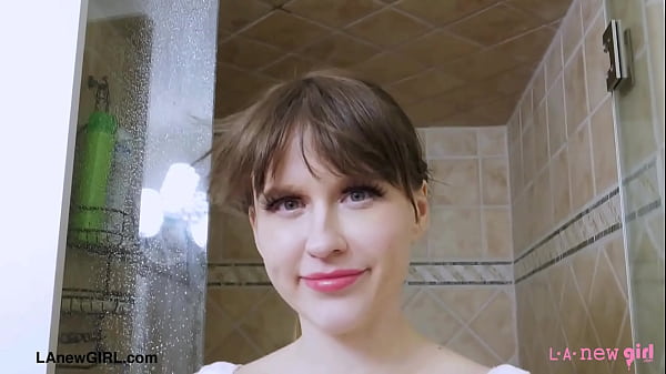 Nonton Shy Type Blonde Model Naked Close-up thumbnail