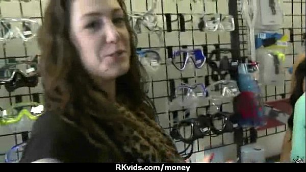 Amateur has sex for some quick cash 21