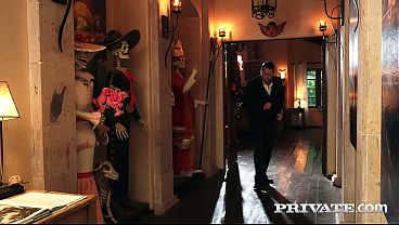 Nonton Lexi Lore Gets Anal From Another Man, While Telling Her Husband She Loves Him thumbnail