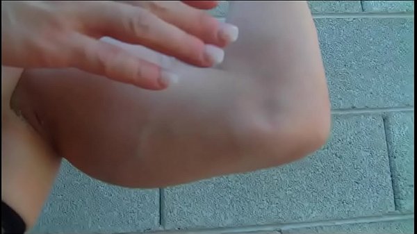 Play MP4 - EroticMuscleVideos - Dominant Muscular Model With Ripped Physique Shows Off Big