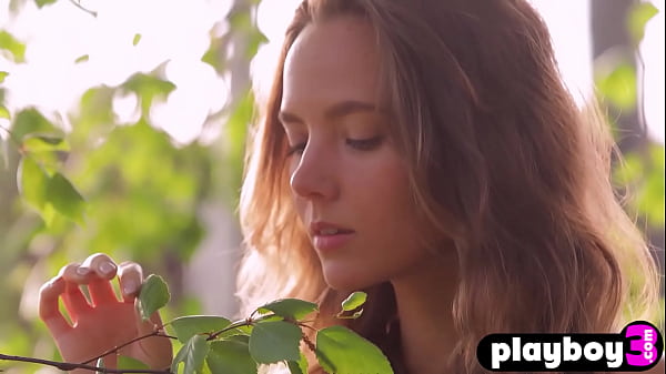 Sexy babe katya clover showed her stunning body and posed totally naked 