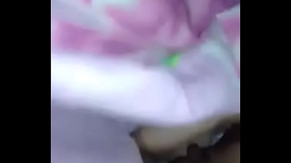 Perraexcitada masturbandoce