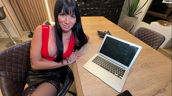 Nonton Horny Boss Seduces Her Big Dick Married Employee thumbnail