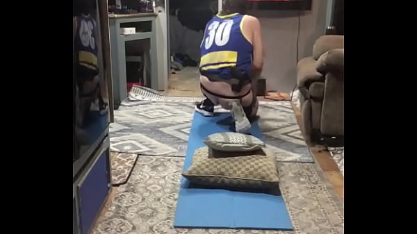 Play MP4 - Cuckold watches stranger fuck wife in trailer