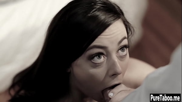 Naughty brunette MILF put a thing into her perfect_ass