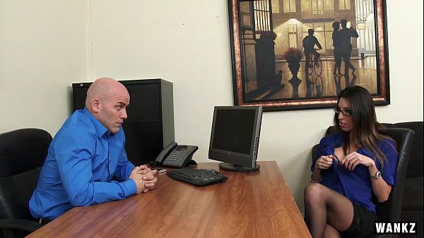 Play MP4 - Office Hottie Dava Foxx Blows Her Boss to Keep Her Job