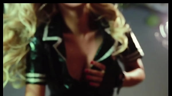 Rose_is sexy_police officer and want_bad boysdick inher young pussy