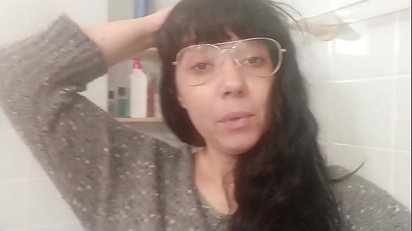 Fetiche De La Orina (vol. Ii). Esta Madurita Se Mea Encima thumbnail